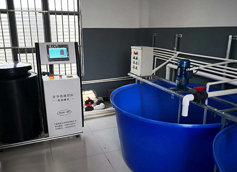 自動(dòng)施肥裝置